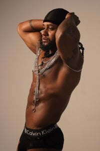 jay_jhonson01 chocolat hot Pic 2