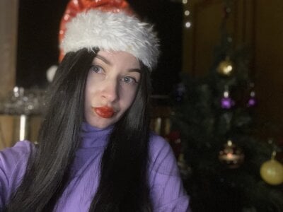 Starry_Siren Merry Christmas! 🌲☃️🧑🏻‍🎄✨ Pic 2