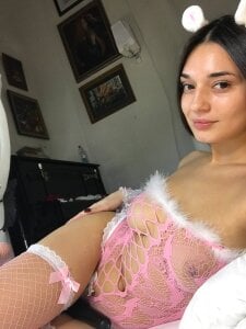 LadaJohnson: Pink style ( 4 фото)