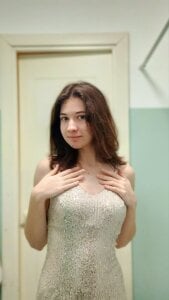 MarilynMun Sparkles Pic