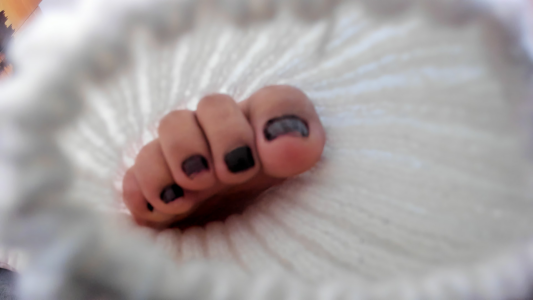 kailinmoonx: pretty little feet ( 2 фото)