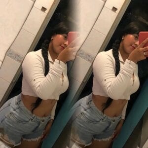 PamelaaCurvy hey welcome Pic