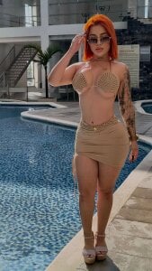 MadelineFox The sun on my body Pic 5