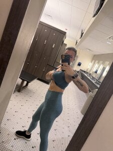 cumguzzler143 Milf Foto 4