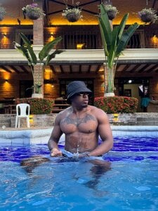 DenzelRios's Pool Time Sex Photo 5