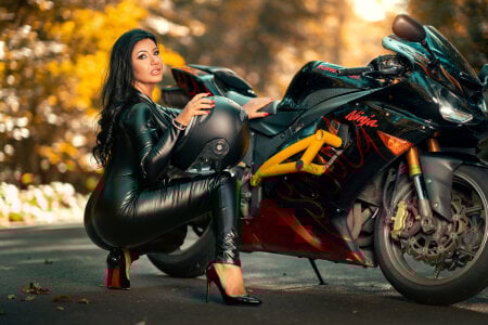 MissyJollieのLeather and Motorsの 9枚の写真
