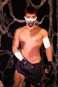 Stefano_Calle 😈 “Knock me out with a kiss.” Pic