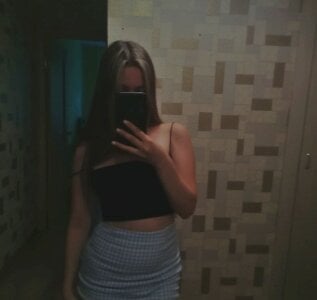 CweneHamllet Follow me Pic