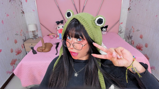 SafiroAgataaa do you like the way the black color looks?👀🤭🥺 Pic 5