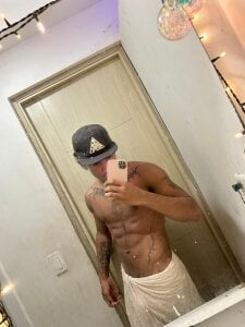 DIEGO_WICKED pool day Pic 2