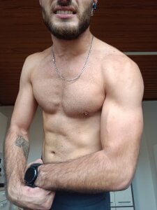 RooftopClimber Public Pic 5