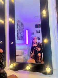 Lovely_celeste Soft looks, delicate poses and a sensuality that is hinted at in each image.❤ Foto 3