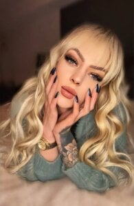 Melina_Diamond Public صورة واحدة|Melina_Diamond Public صورتان|Melina_Diamond Public  6 صور|Melina_Diamond Public  6 صورة