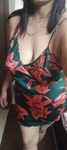 Naughty-Nancy: Public ( 2 фото)