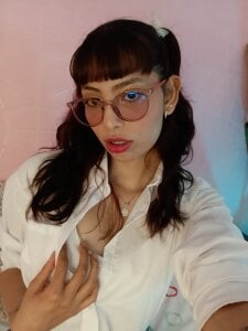 _sabrina_smith sexy colegiala Foto 2