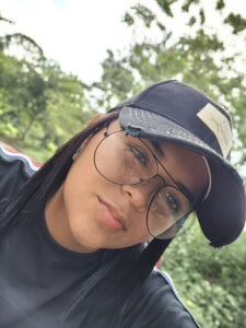 DirtyGirlWithBigTits- Public Pic 4