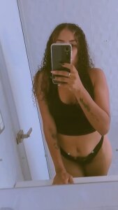 khaleesii_targaryen Public Pic