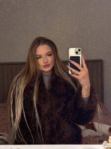 I'm Lolla 🐰 de SolLocy  4 photos