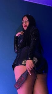 Alice_and_rose_bdsm_ Alice And Kiara 🎀🖤 Pic