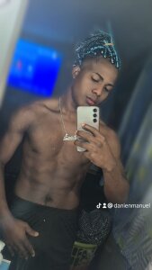 Warkdkcxuyx's XXX Nude Photo 2