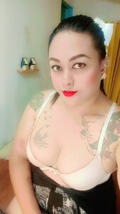 EmmaKantutera Public 사진 2