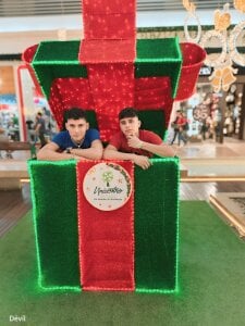 Liam_and_Danner In the packett 🎁💕💯 Photo