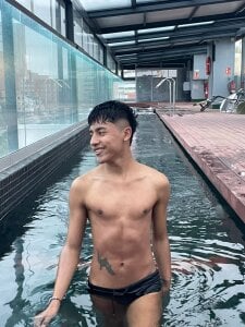 Sebas_Ross04 HEY GUYS🥰 Foto 7