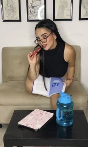 Ivonneadams Hello🫦 Kuva 2