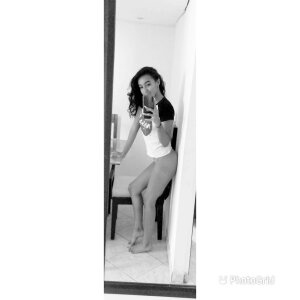 Isabelafiore me صورة واحدة|Isabelafiore me صورتان|Isabelafiore me  3 صور|Isabelafiore me  3 صورة