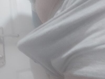 zevkarayan00 Public Pic