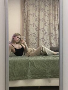 RondaFinch Public Pic 5