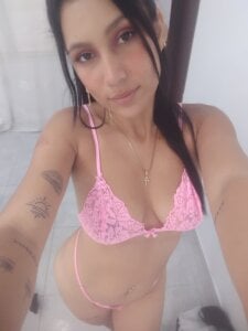 MariaJoseWalker Good morning, sweetheart ☀️💋 I’m live now, ready to make your heart race and your mind wander to sw Pic 3