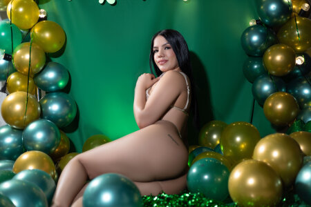 Im_LunaLuxe kullanıcısının Happy Saint Patrick's Day💚 albümü -  3 fotoğraf