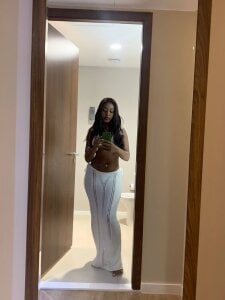 Susan_Backer Public Hình