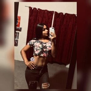 michelle_perla Public Pic 2