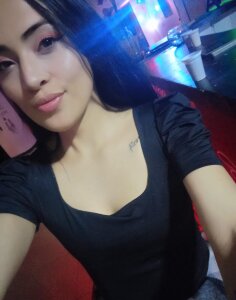 Paige_Turner_ Public Pic 7