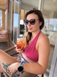 Velvetwitch87 Public Pic 5