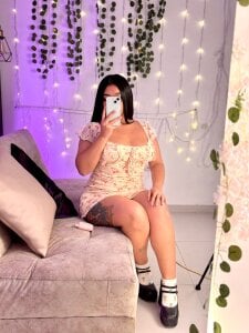 Sofia_lovee0 Yellow 💛💛 Pic