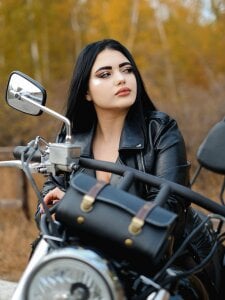 NaomiWilsons let's go for a ride? Pic 2