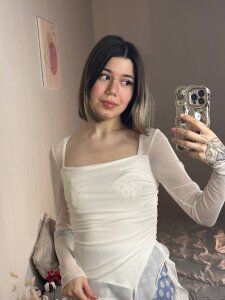 WaltraudRuopp Golden Hour Me Pic 3