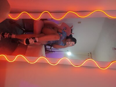 Mellani_tay