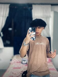 Taylor_Black_01 Mirror 🫦 Pic 3