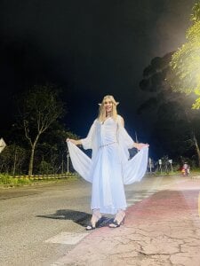 davinaclaire Soy la elfo reina 👸 Foto 8