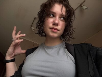 lucy-joy Public Pic