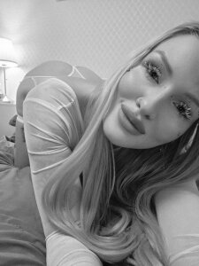 KateMonroe ⚫️ Εικόνα 5