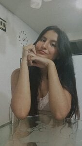 emma_evanss__: Public ( 4 фото)