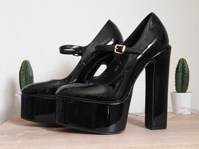 MarySpanako Shoes - Heels Foto 6