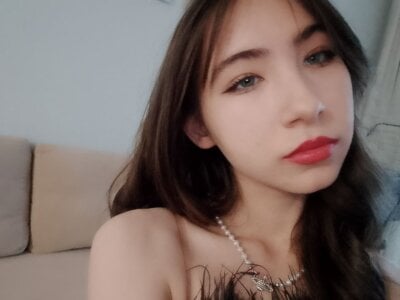 NanceeWestaway hello kitty Poză