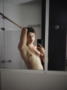 Sebas4lf_ A chill guy wanting love :3 slika 6