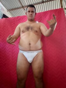 Saimonhot Public Pic 2